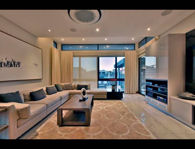 5 BEDROOM HOUSE FOR SALE IN MEYERSDAL ECO ESTATE